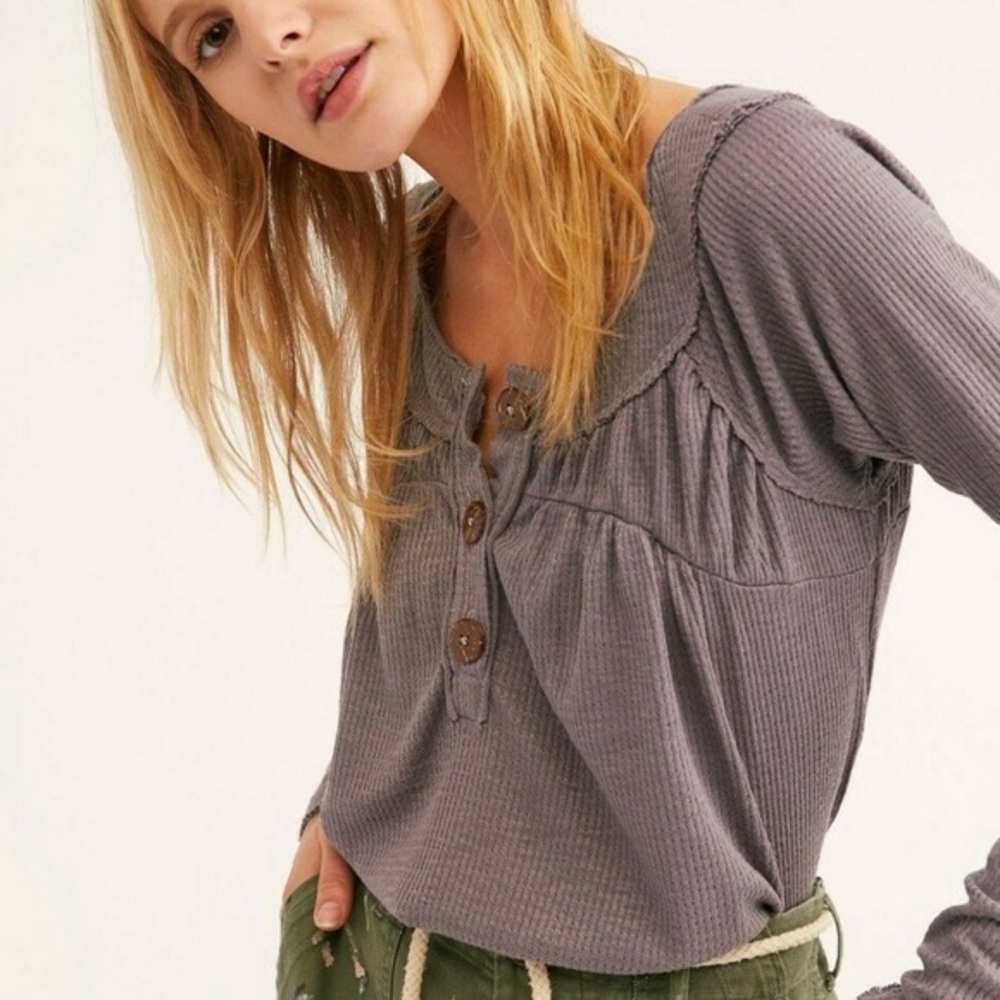 Free People Must Have Henley Top Waffle Knit Long Sleeve Shirt Size Small Grey